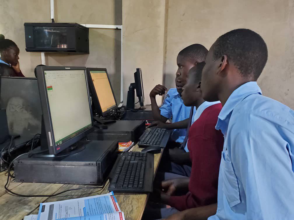 Digital lab training